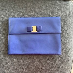 Ferragamo Vera Bow Clutch authentic